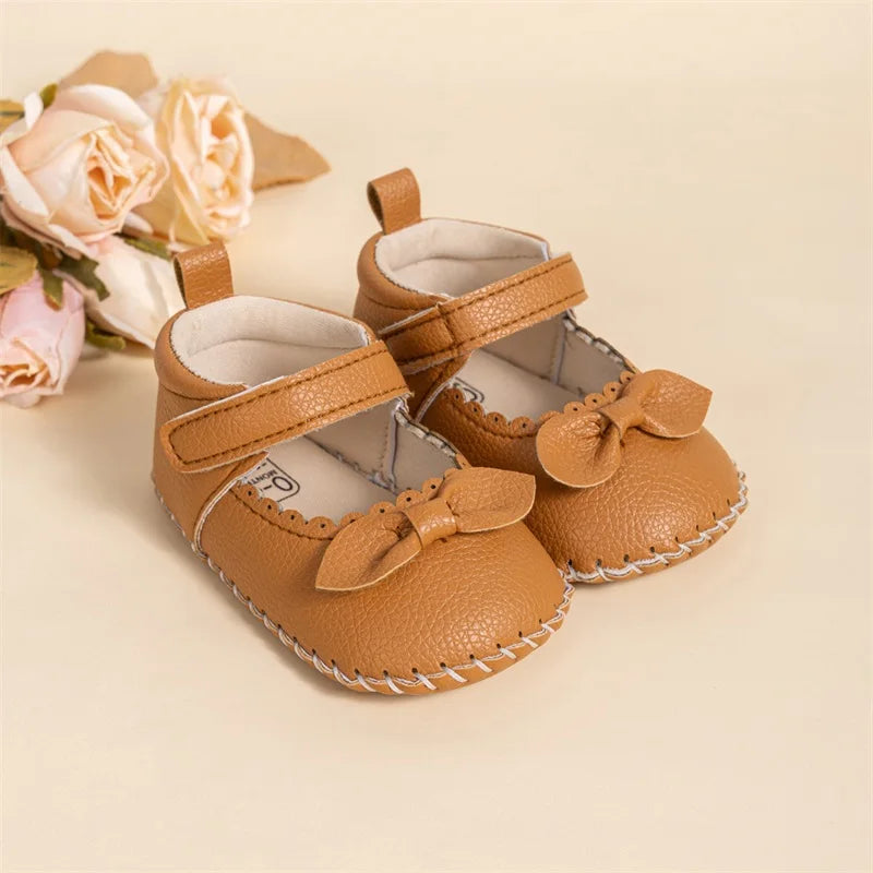Adorable Baby Girls Mary Jane Shoes with Sweet Bow Detail and Comfortable Non-Slip Sole for First Steps