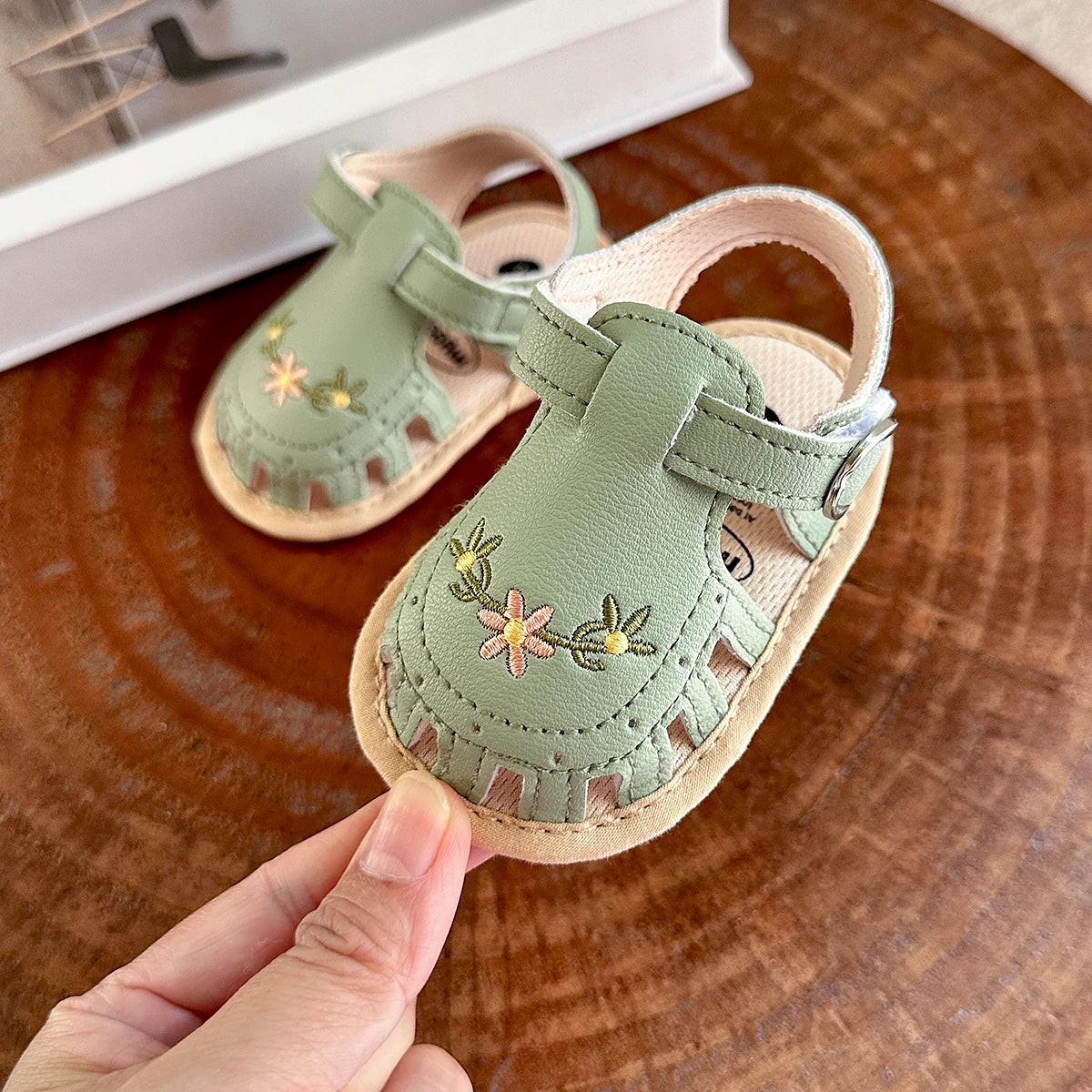 Infant Baby Boys Girls Sandals Summer Baby Wedding Dress Flat Shoes Newborn Crib Shoes First Walkers Prewalkers Shoes ﻿ ﻿