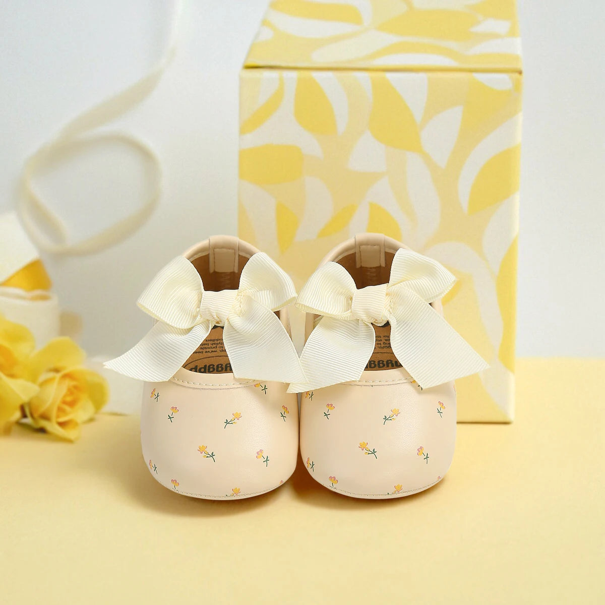 Infant Baby Boys Girls Sandals Summer Baby Wedding Dress Flat Shoes Newborn Crib Shoes First Walkers Prewalkers Shoes ﻿ ﻿