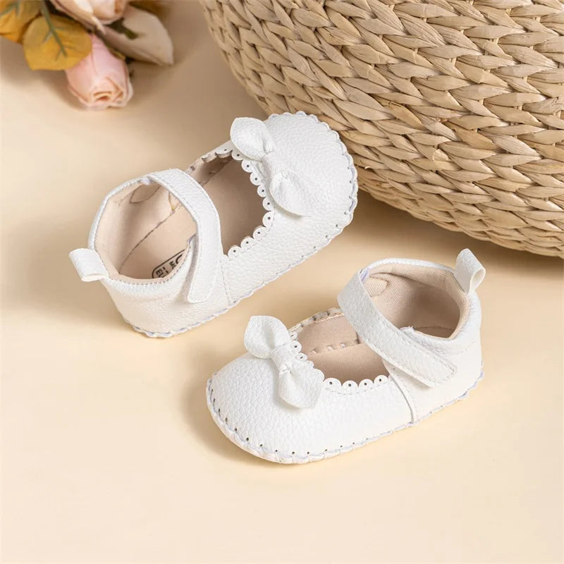 Adorable Baby Girls Mary Jane Shoes with Sweet Bow Detail and Comfortable Non-Slip Sole for First Steps